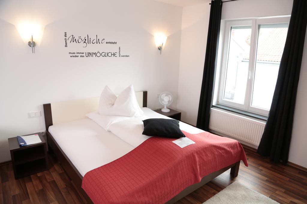 Hotel Am Marktplatz Gangkofen Room photo